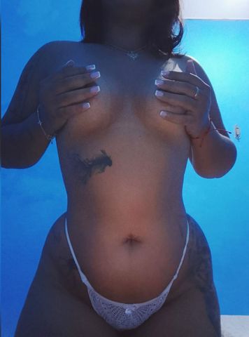 Olá sua acompanhante gostosa e bucetuda chegou, vamos marcar para termos momentos deliciosos e picantes 