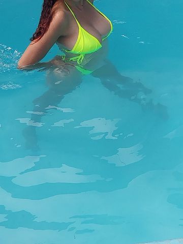 Olá meus amores, me chamo Rizia Santorine,estou de passagem pela cidade para te oferecer uma experiência diferente de todas que você já experimentou.Com uma dinâmica de acompanhante alto nível te ofereço um atendimento sem pressa, minhas preliminares quentíssimas, cheia de sedução, para criar uma conexão inesquecível, seguida de um oral babadinho, envolvente e sensual e aquela sentada matadora que te leva ao ápice do prazer, vem viver momentos de puro relaxamento, descontração e prazer absoluto.

Em um local de alto padrão, seguro e discreto.

