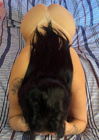 Beijo na boca.
Se for limpo e cheiroso chupo sem camisinha.
Deixo me chupa.
Faço anal com acréscimo.
Realizo fetiches e fantasias.
Faço inversão.
Atendo casal.
Venda de conteúdo.
Chamada de vídeo.
