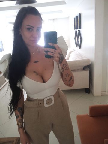 Valores para todos os bolsos
Adoro gosar na sua boca 
Tenho brinquedos 
Não faço anal
Atendo sozinha 